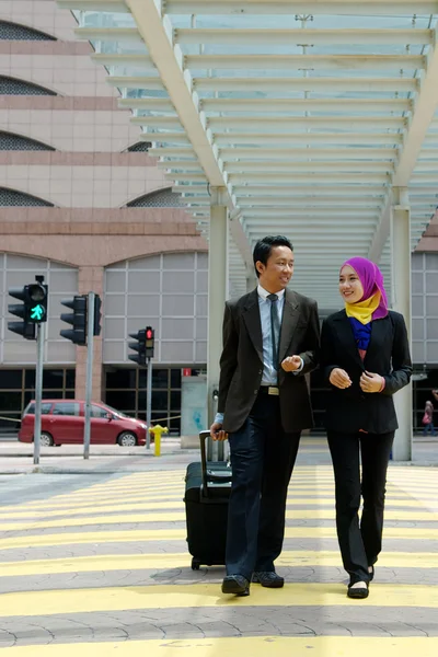 Asian Business couple — Stock Photo, Image