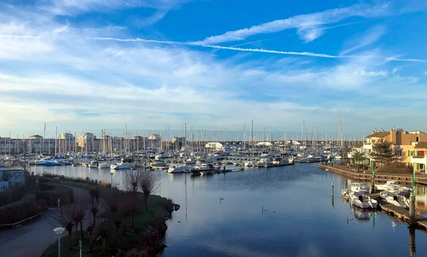 Appartementen Aan Een Zeehaven Bij Zonsondergang Nederlanden — Stockfoto