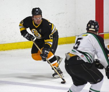 boston bruins mezunlar hokey oyun ken linseman pateni