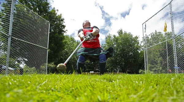 Highland Games Man Throw — стоковое фото