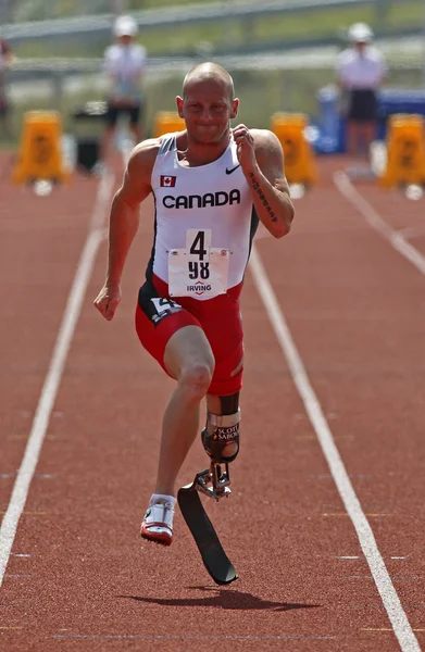 Canada Amputato paralimpico Sprinter Earle Connor Races — Foto Stock