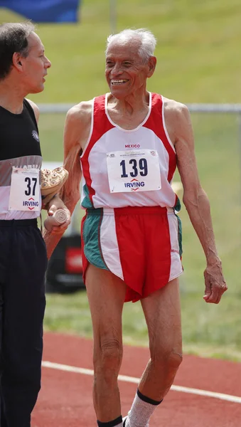 Mexiko senior masters athlet armando estanol — Stockfoto