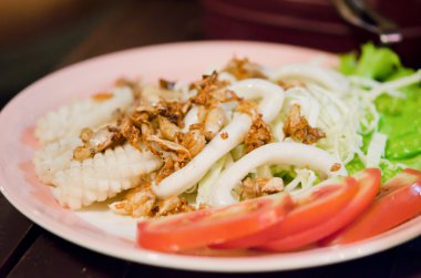 derin kızarmış mürekkep