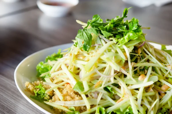 Crispy catfish salad — Stock Photo, Image