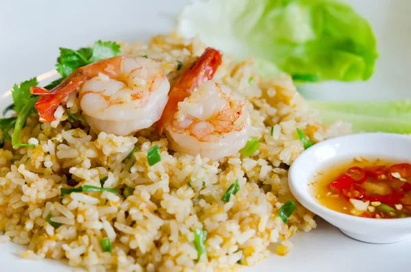 Arroz frito e camarão — Fotografia de Stock