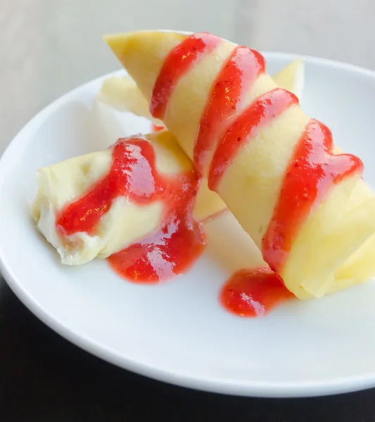 Crepe rolls — 图库照片