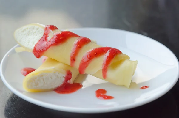 Roll pancakes — Stock Photo, Image