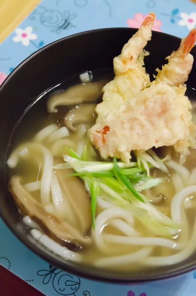 Fideos con edón — Foto de Stock