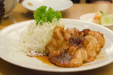 zencefil soslu domuz eti