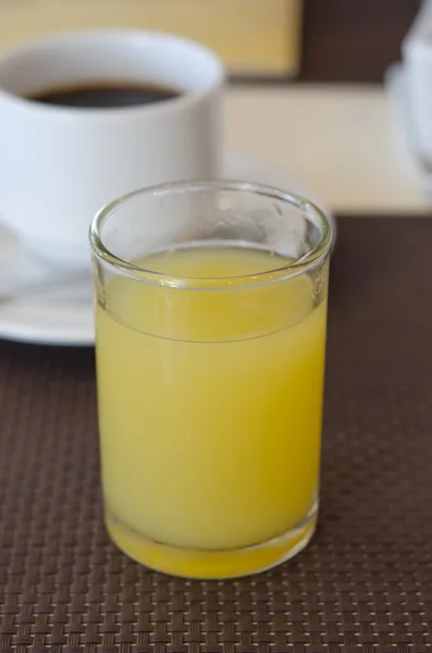 Ананасовый сок — стоковое фото