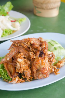 kızarmış tavuk yemek