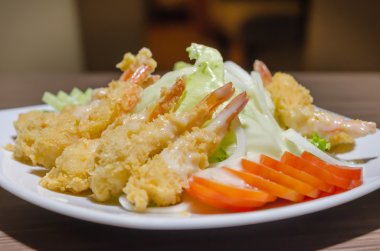 karides ve taze sebze