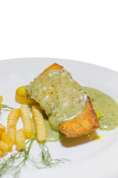 Filete de salmón sobre blanco — Foto de Stock