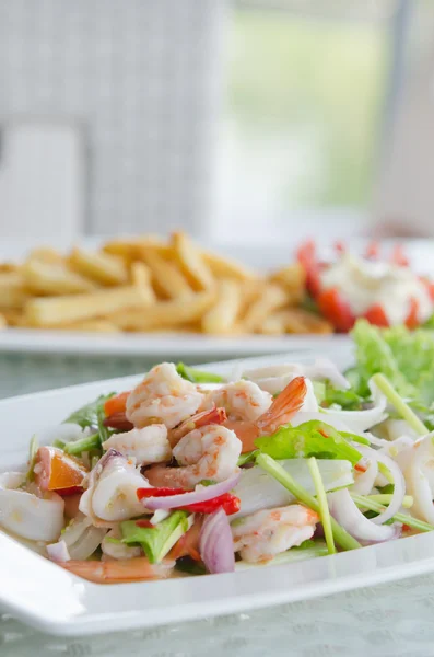 Thailändsk kryddig sallad — Stockfoto