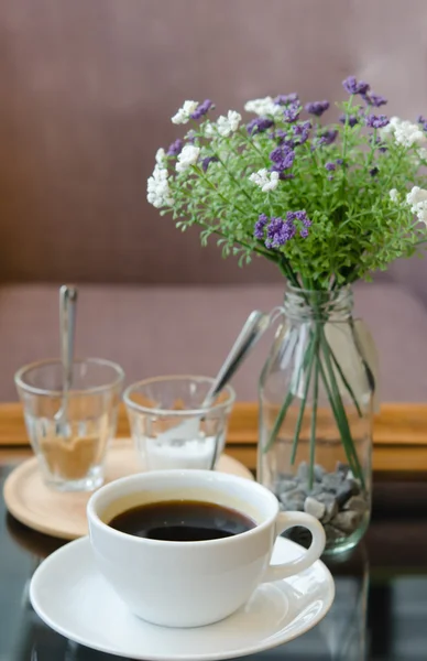 Kopje zwarte koffie — Stockfoto