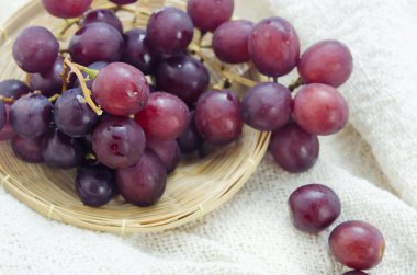Kırmızı üzümler