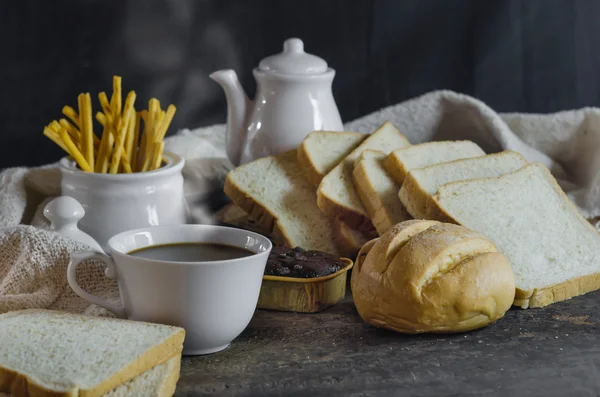 Ekmek ve kahve — Stok fotoğraf