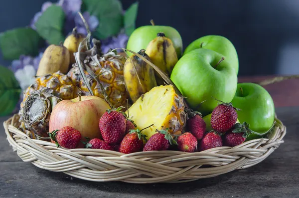 Ancora lfe di frutta mista — Foto Stock