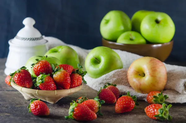 Stilleven van fruit — Stockfoto