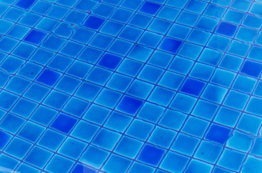 Yüzme havuzunun su ripples