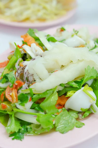Тайский острый салат — стоковое фото