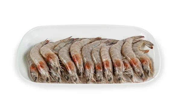 Crevettes Crues Sur Assiette Sur Fond Blanc — Photo