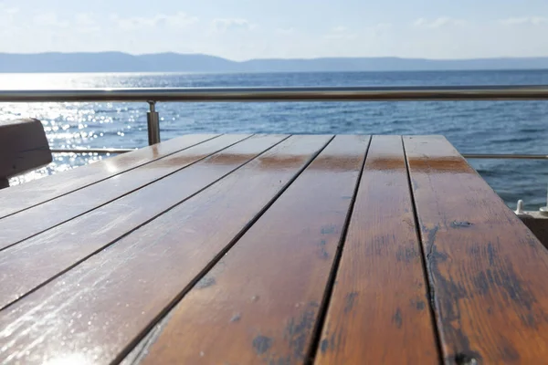 Prázdný Dřevěný Stůl Moře Zblízka Maketa — Stock fotografie