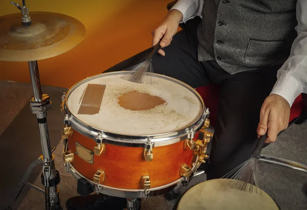 Jazz Schlagzeuger Hautnah Mit Schlagzeug — Stockfoto