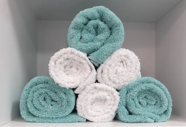 Folded Towels Shelf Close White Blue — Stock Fotó