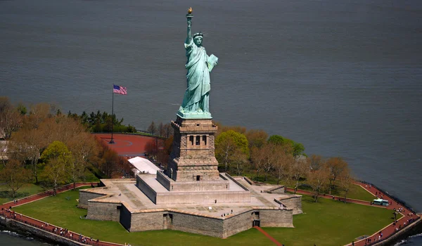 Aerial view statue of liberty — Stock Photo, Image