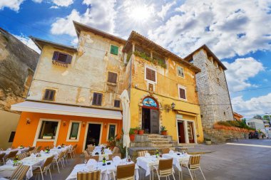 Lovran, Hırvatistan. Antik kentin merkezi. Vektör