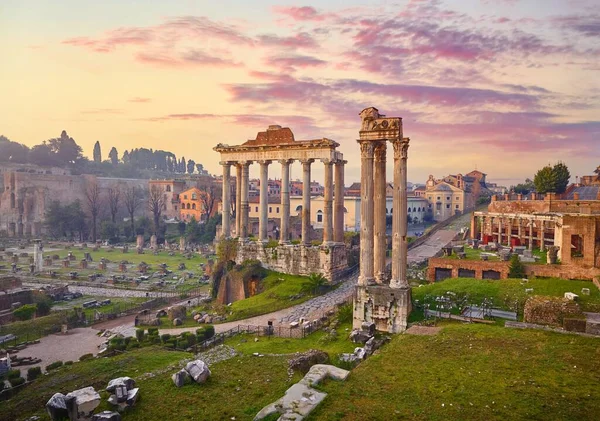 Forum för romare i Rom, Italien. Den antika gamla staden. Vektor — Stockfoto