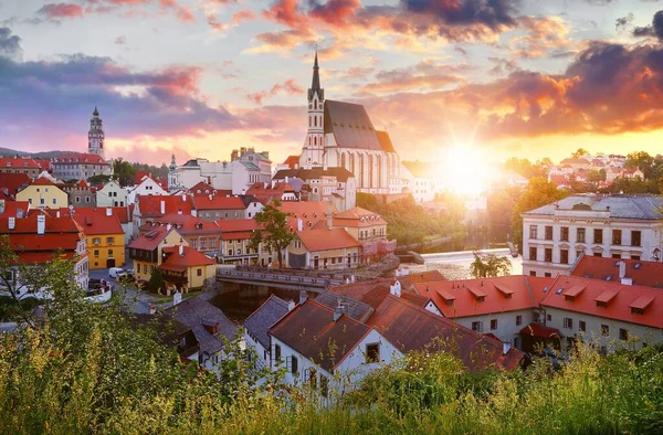Czech Krumlov, Republic. Scenic Panorama of old town — Stockfoto