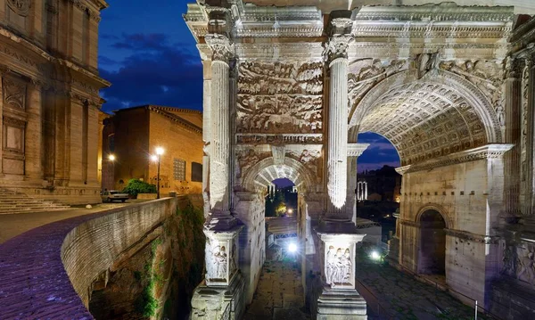 Roma Forumu Talya Sütunlu Antik Yapılar Antik Talyan Roma Şehrinin — Stok fotoğraf