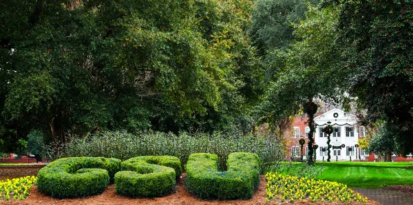 STATESBORO, GA - DEC. 4: Entrance to the Georgia Southern University campus on Dec. 4, 2012, in Statesboro, Ga. The university was founded in 1906 and now hosts 20, 574 students. — Stock Photo, Image