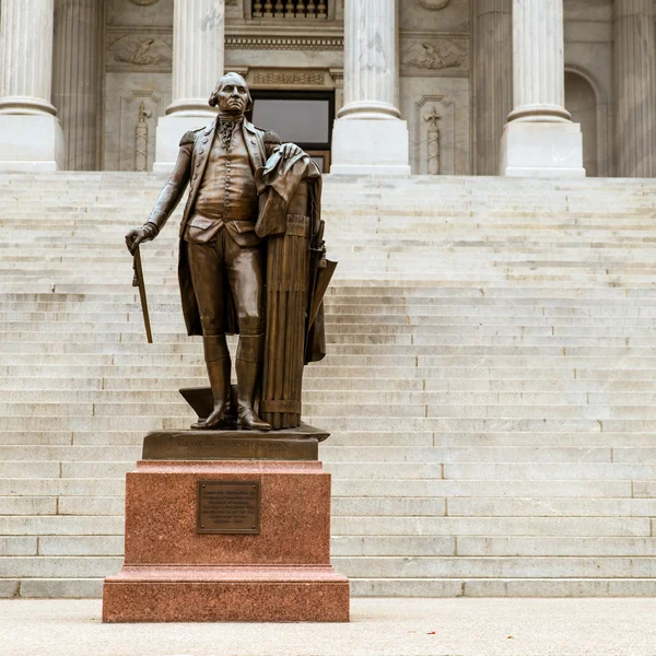 Statue vintage de Géorgie Washington à South Carolina Statehouse — Photo