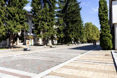 TROYAN, BULGARIA - 31 AĞUSTOS 2021: Bulgaristan 'ın Troyan, Lovech bölgesinin panoramik görünümü