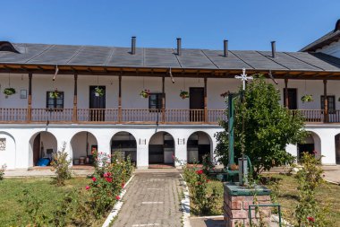 Romanya 'nın Bükreş kenti yakınlarındaki Ortaçağ Cernica Manastırı