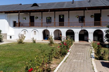 Romanya 'nın Bükreş kenti yakınlarındaki Ortaçağ Cernica Manastırı