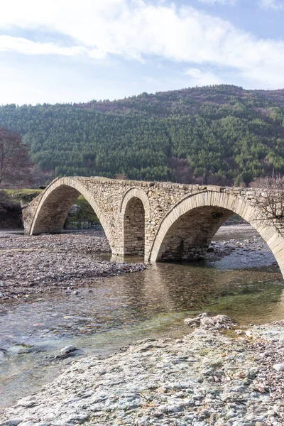 Αρχαία Ρωμαϊκή Γέφυρα Κοντά Στο Χωριό Νένκοβο Στα Βουνά Της — Φωτογραφία Αρχείου