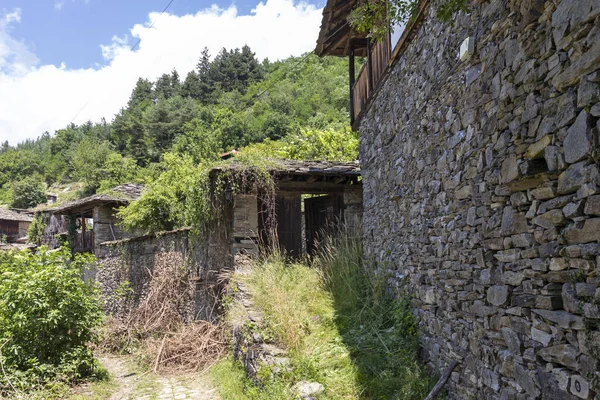 Pueblo Leshten Con Casas Auténticas Del Siglo Xix Región Blagoevgrad — Foto de Stock
