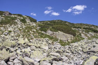 Rila Dağı inanılmaz manzara yakın korkunç göl, Bulgaristan