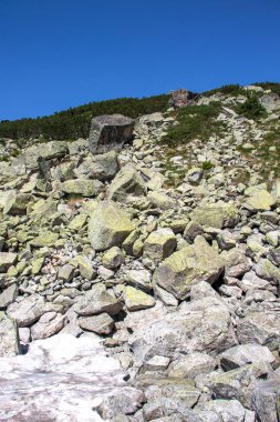 Rila Dağı inanılmaz manzara yakın korkunç göl, Bulgaristan
