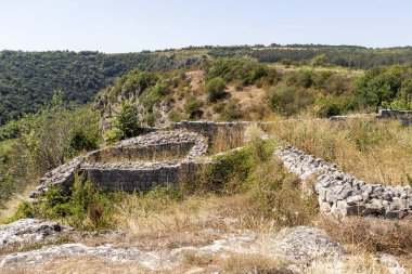 Bulgaristan 'ın İkinci Bulgar İmparatorluğu, Rusya bölgesi, Bulgaristan' ın Ortaçağ tahkim edilmiş İkinci Çerçeve kenti kalıntıları