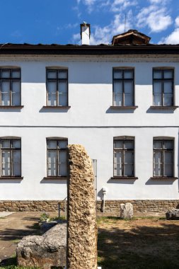 TROYAN, BULGARIA - 31 AĞUSTOS 2021: Bulgaristan 'ın Troyan, Lovech bölgesinin panoramik görünümü