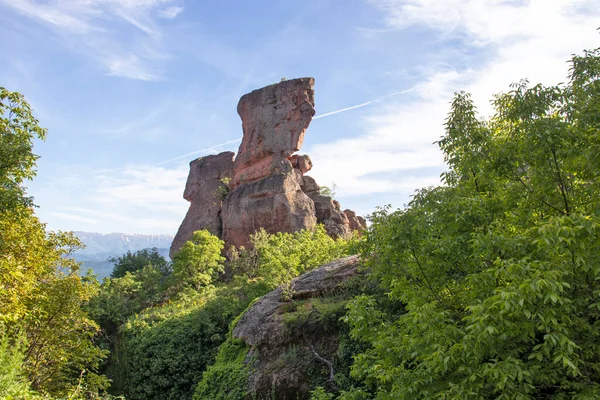 BELOGRADCHIK, BULGARIA - 22 Mayıs 2021: Bulgaristan 'ın Kaleto, Vidin Bölgesi olarak bilinen Ortaçağ Belogradchik Kalesi Harabeleri