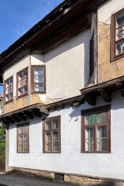 Tryavna Bulgaria Mayıs 2021 Bulgaristan Eski Tryavna Kentindeki Tipik Sokak — Stok fotoğraf