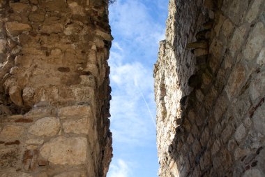 Bulgaristan 'ın Haskovo Bölgesi Matochina köyü yakınlarındaki Ortaçağ Bukelon Kalesi kalıntıları