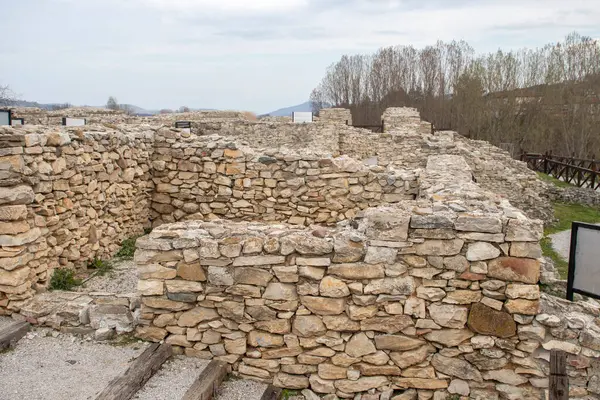 Mezdra Bulgaria April 2021 Ruins Fortress Kaleto Town Mezdra Vratsa — Foto de Stock