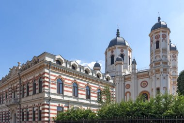 BUCHAREST, ROMANIA - 16 Ağustos 2021: Bükreş, Romanya 'nın merkezindeki Yeni Kilise Aziz Spyridon